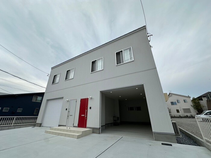 物件外観写真3　(外観写真)