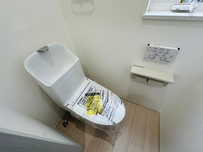 物件内観写真11　(トイレ)