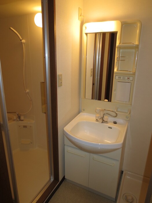 物件内観写真13　(洗面)