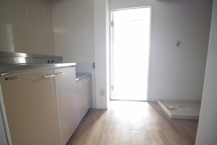 物件内観写真18　(廊下)