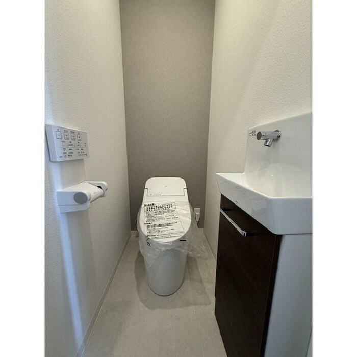 物件内観写真13　(トイレ)