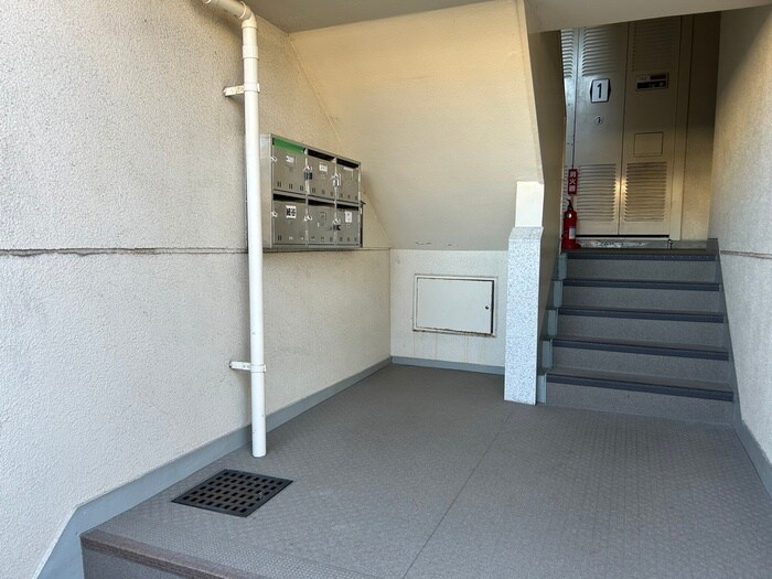 物件外観写真6　(建物設備)