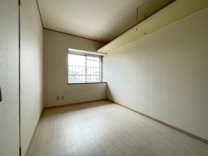 物件内観写真18　(居室)