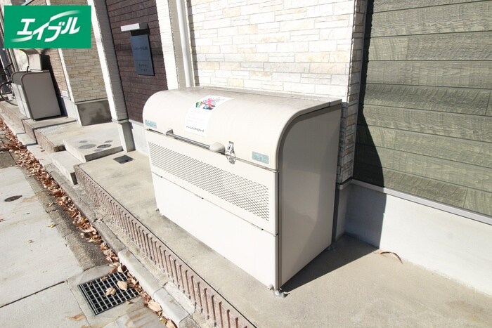 物件外観写真3　(建物設備)