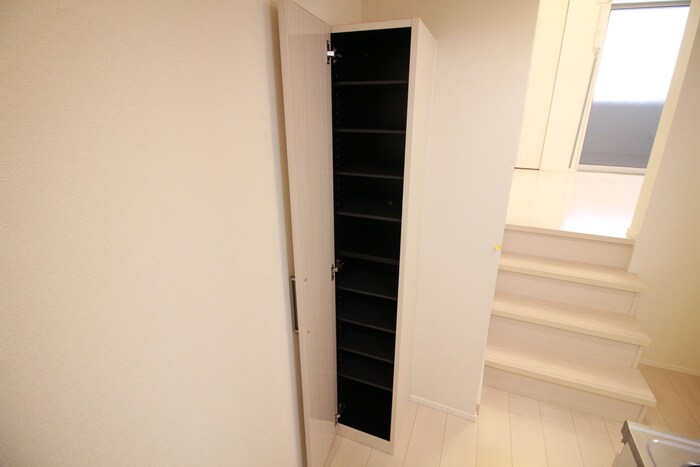 物件内観写真19　(靴箱)