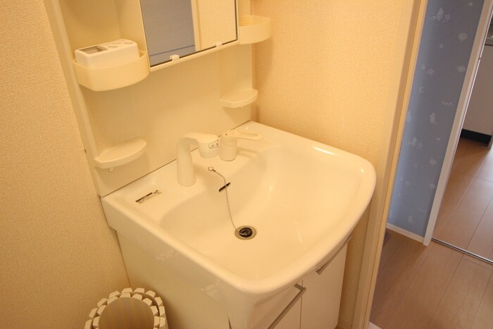 物件内観写真8　(洗面)