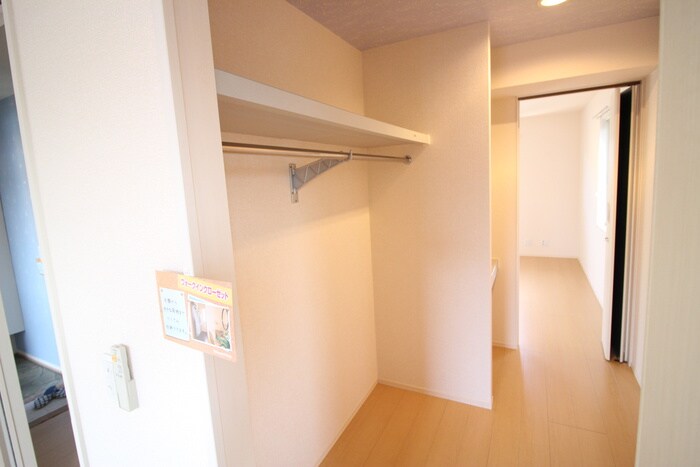 物件内観写真17　(収納)