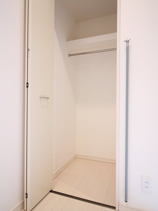 物件内観写真18　(収納)