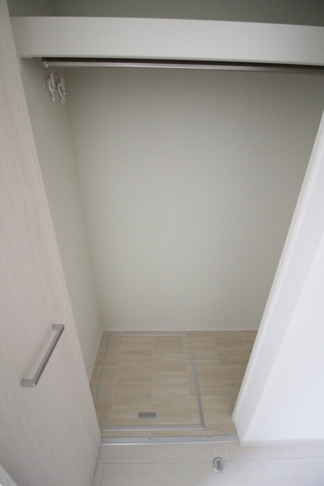 物件内観写真13　(収納)