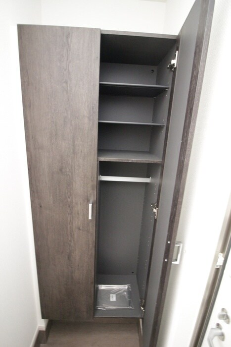 物件内観写真15　(靴箱)