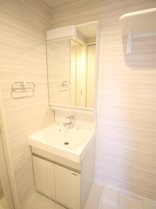 物件内観写真7　(洗面)