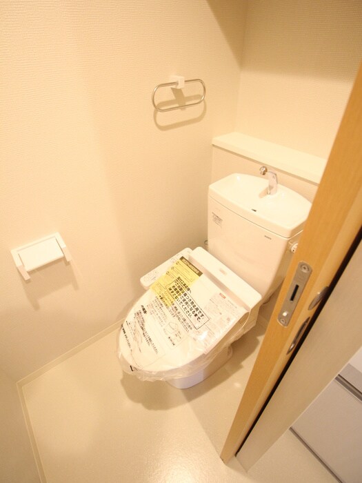 物件内観写真9　(トイレ)