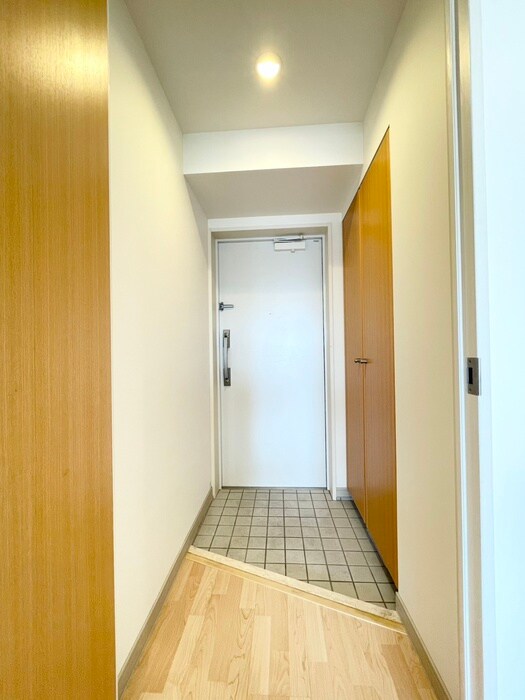 物件内観写真15　(廊下)