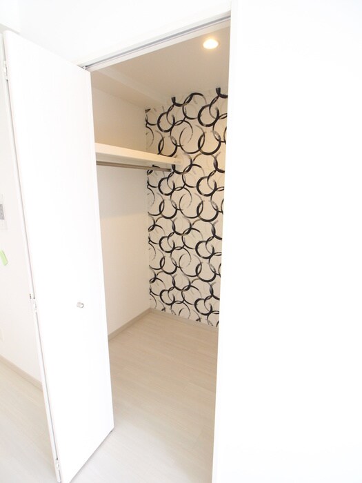 物件内観写真16　(収納)