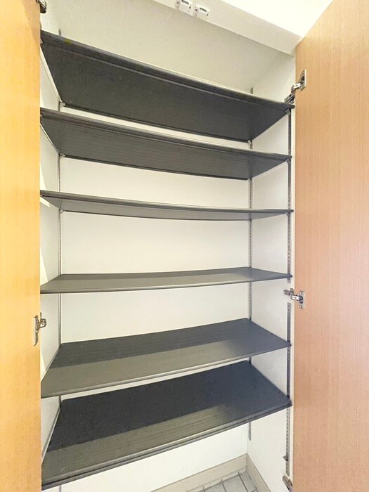 物件内観写真18　(靴箱)