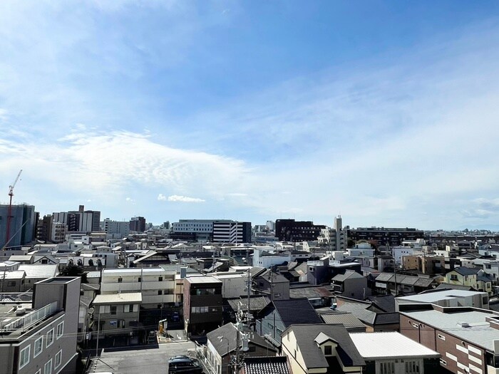 物件内観写真21　(室内からの展望)