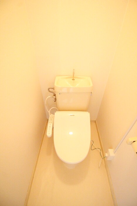 物件内観写真14　(トイレ)