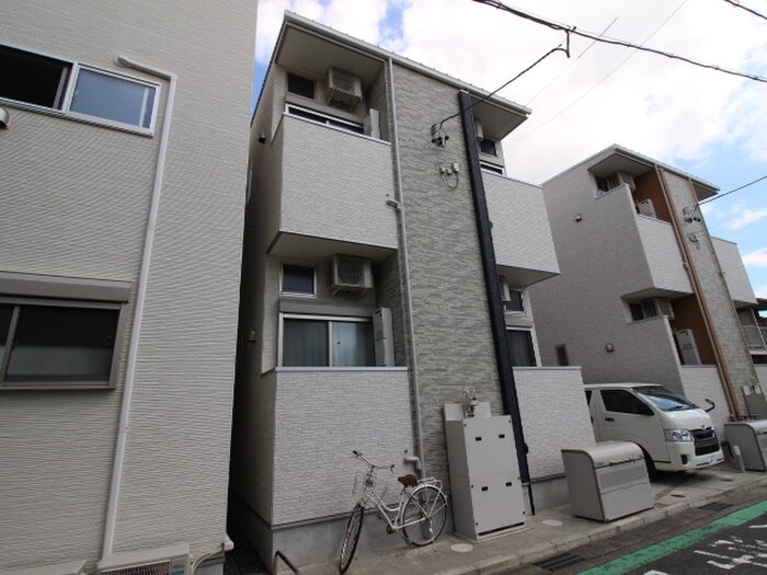 物件外観写真2　(外観写真)