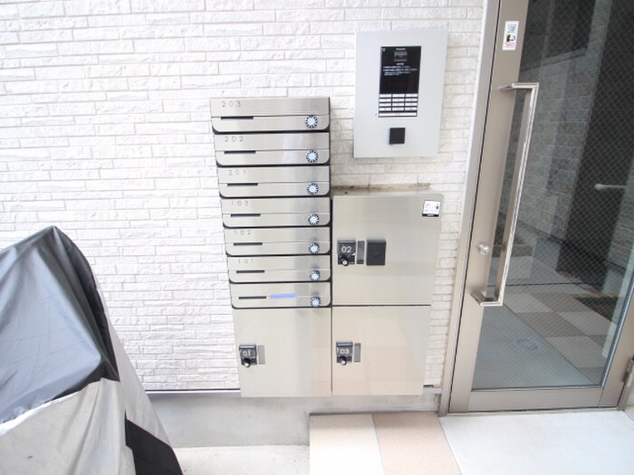 物件外観写真4　(建物設備)