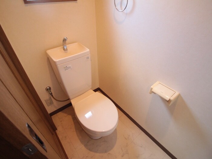 物件内観写真10　(トイレ)