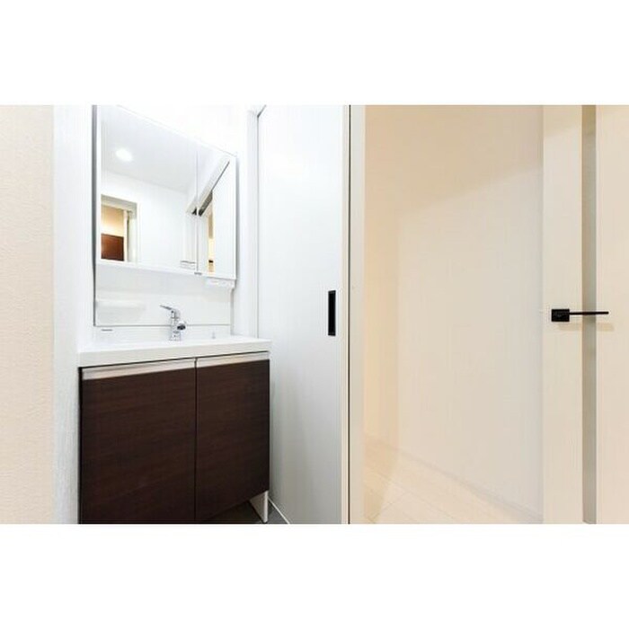 物件内観写真7　(洗面)