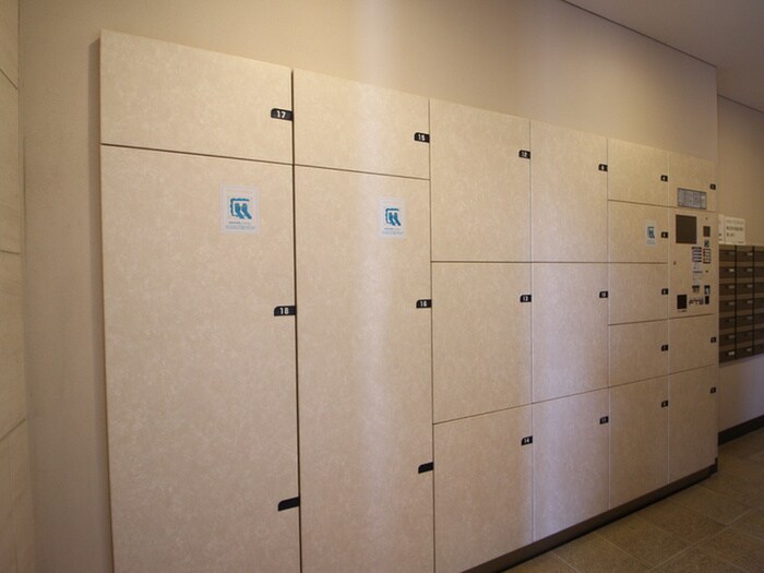 物件外観写真6　(建物設備)