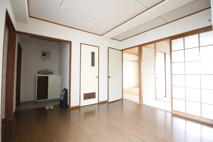 物件内観写真8　(居室)