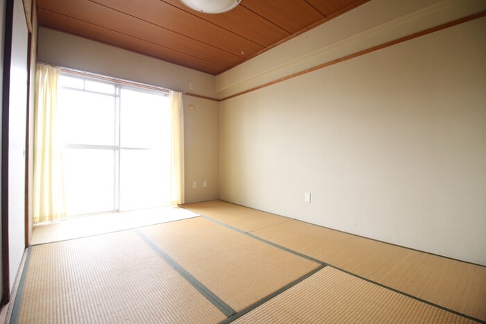 物件内観写真10　(居室)