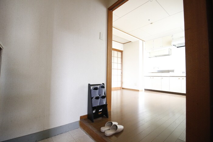 物件内観写真18　(廊下)