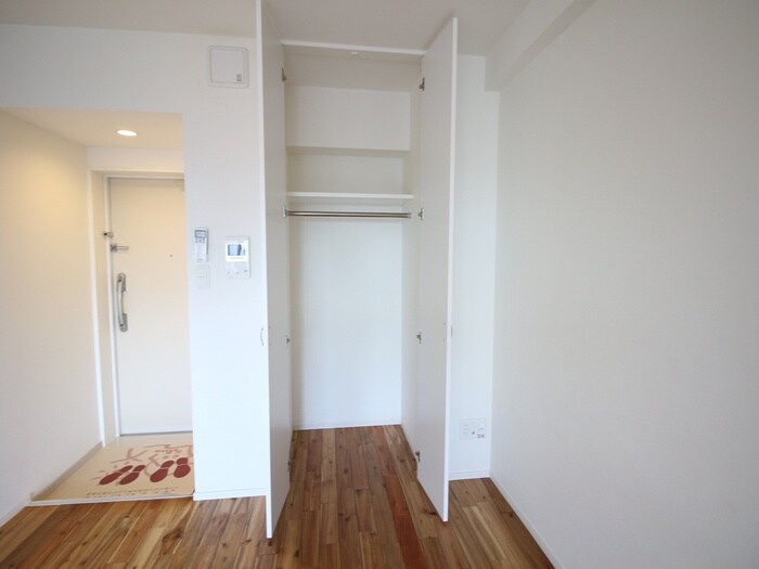 物件内観写真16　(収納)
