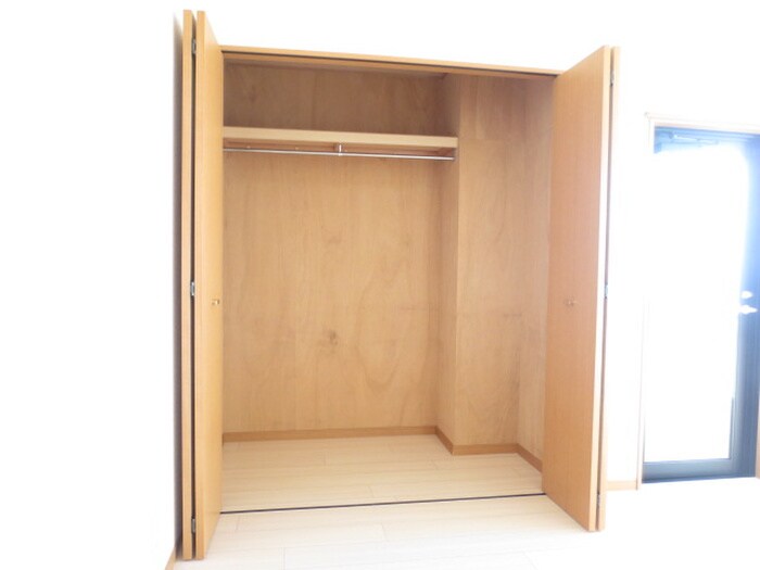 物件内観写真9　(収納)