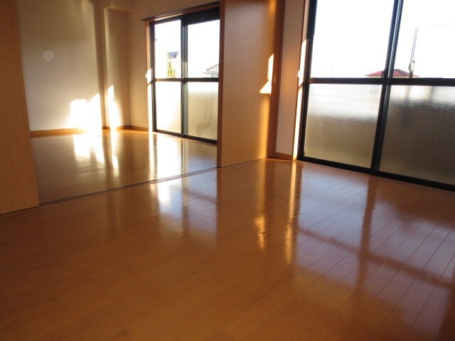 物件内観写真10　(居室)