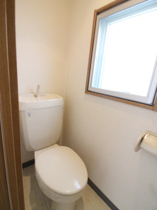 物件内観写真13　(トイレ)