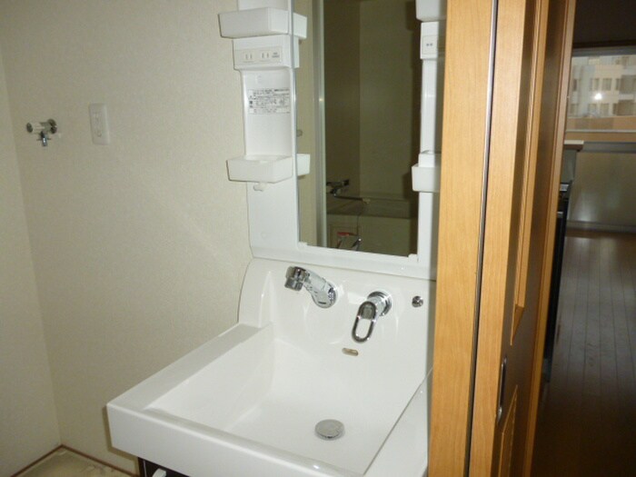 物件内観写真11　(洗面)