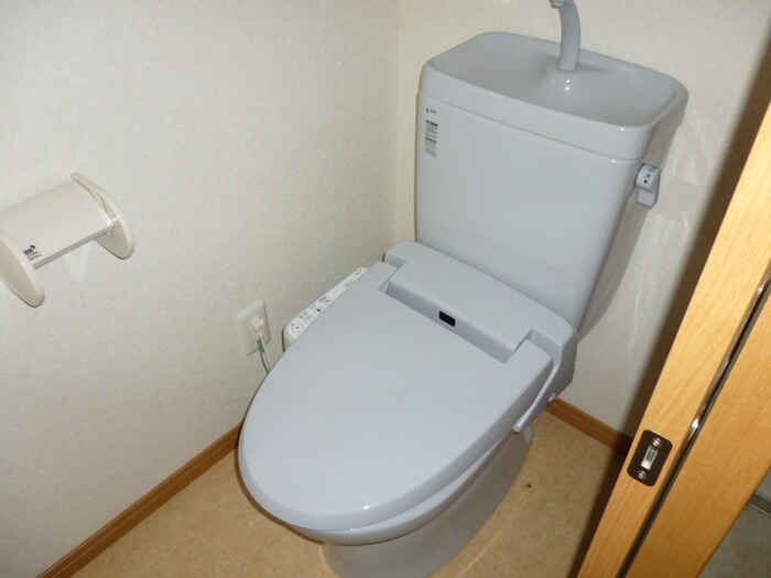 物件内観写真14　(トイレ)