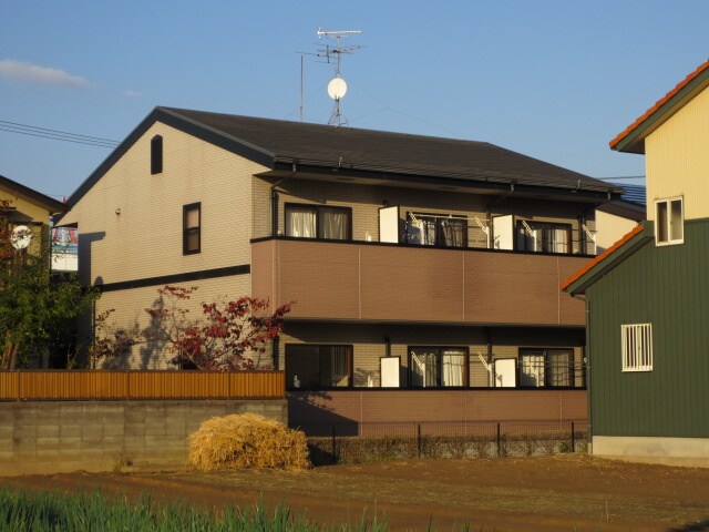 物件外観写真3　(外観写真)