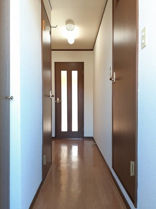 物件内観写真7　(廊下)