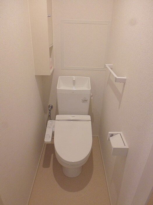 物件内観写真7　(トイレ)