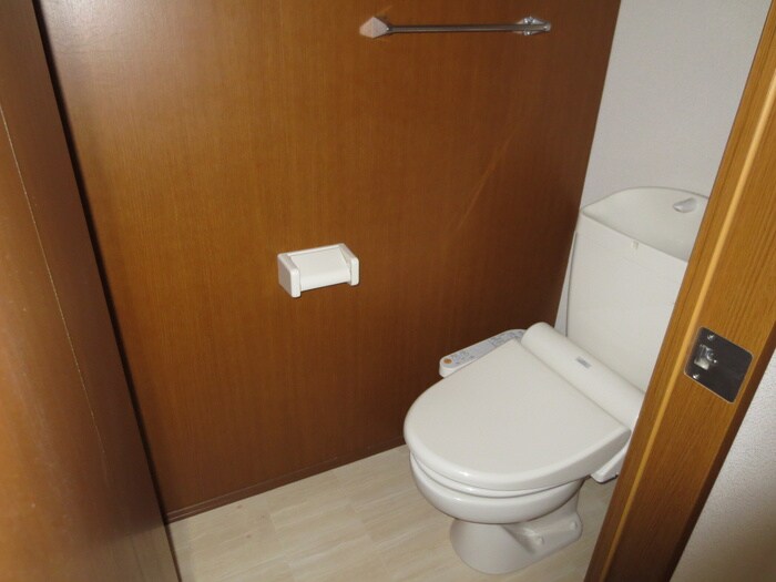 物件内観写真10　(トイレ)