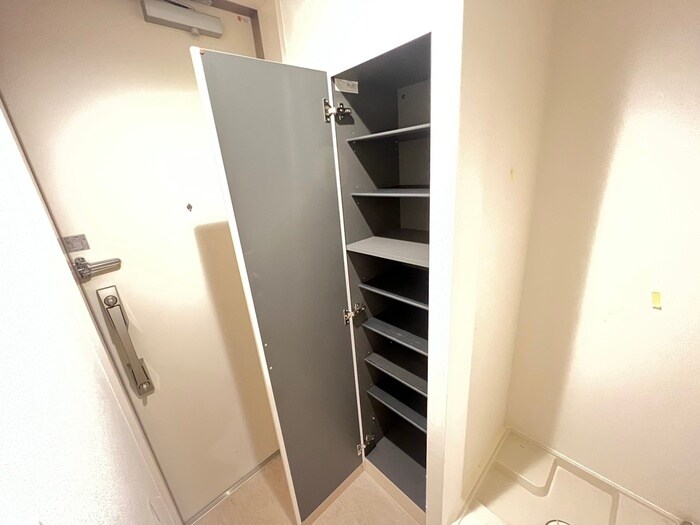物件内観写真11　(靴箱)