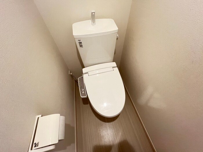 物件内観写真12　(トイレ)