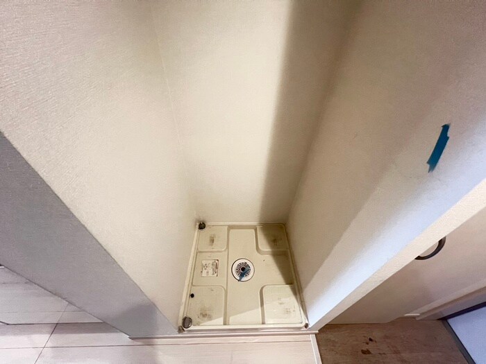 物件内観写真15　(洗濯機置場)
