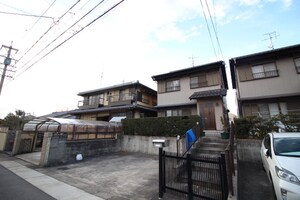 勢子坊鈴木貸家外観写真