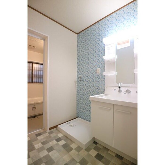 物件内観写真11　(洗面)