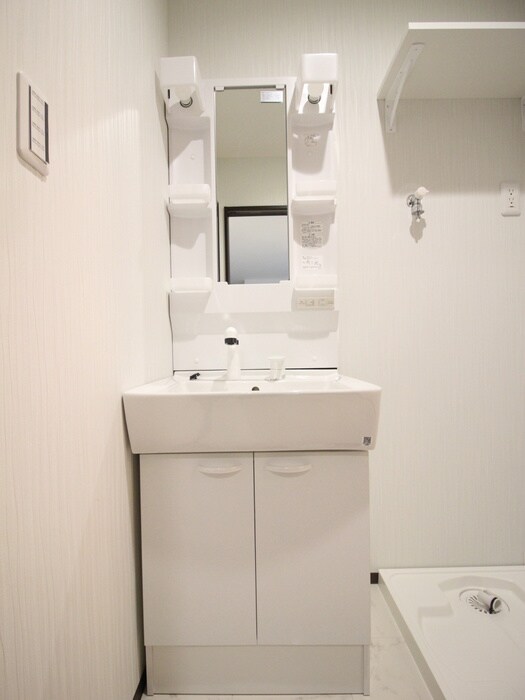 物件内観写真12　(洗面)