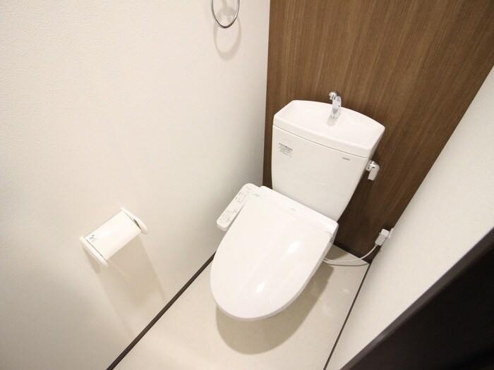 物件内観写真14　(トイレ)