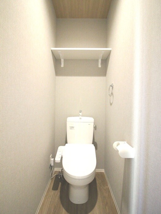 物件内観写真14　(トイレ)