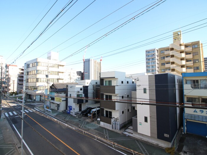 物件内観写真15　(室内からの展望)