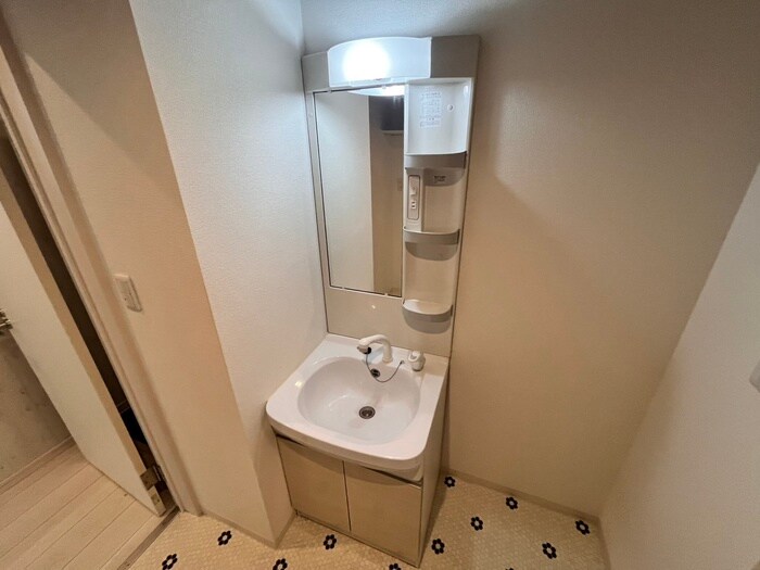 物件内観写真10　(洗面)