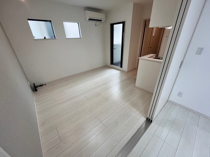 物件内観写真14　(居室)